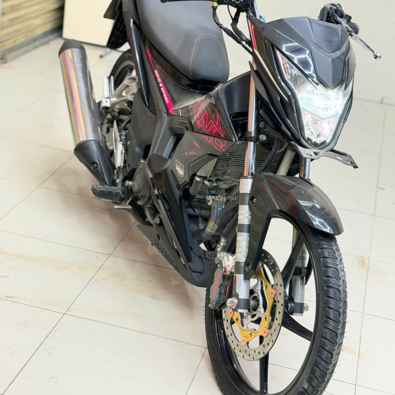 Honda Sonic 150R